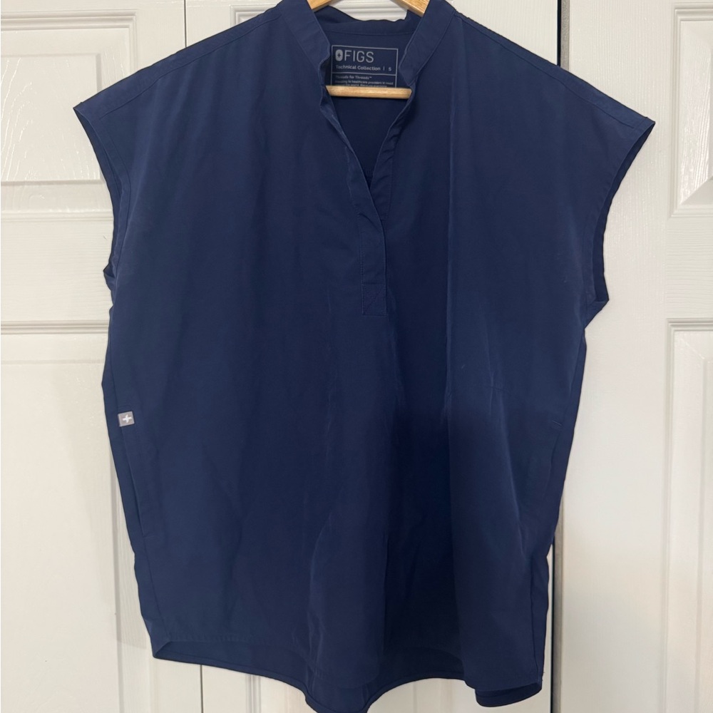 Figs FreeX Rafaela Oversized Scrub Top
